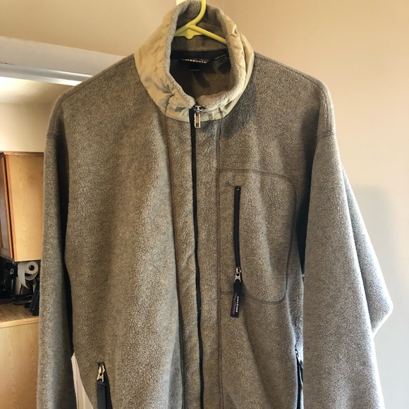 Patagonia Full ZIP Fleece - Picture 1 of 4